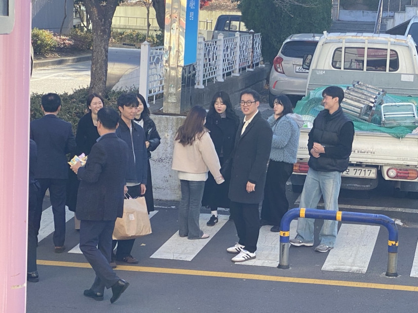 c1962da5712adab2ca81672acfa6e1b5_1764540